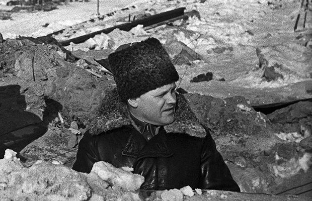 Город-герой Москва. Что помогло советской армии отстоять столицу в годы Великой Отечественной войны?