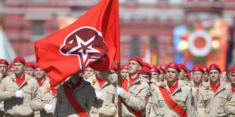 28 мая Всероссийское военно-патриотическое общественное движение «Юнармия» отмечает свой юбилей, и Сергей Шойгу поздравил юнармейцев с седьмой годовщиной движения
