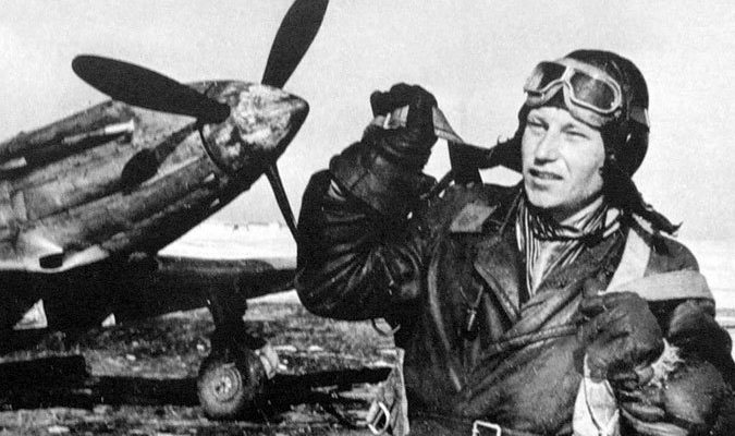 Вечная память летчикам Великой Отечественной. С кем из них сражаться в битве?