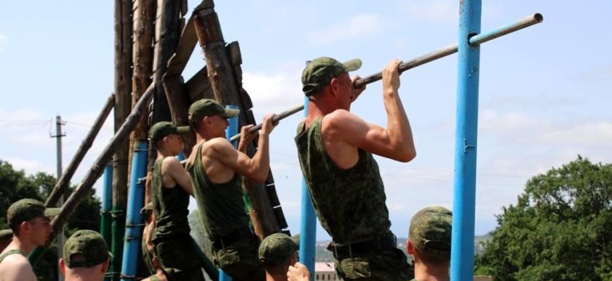Тянуть турник в армии и можно ли качать во время службы в армии?